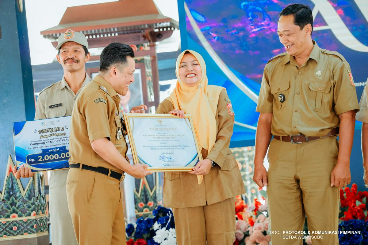 FESTIVAL CINTA KELUARGA IV, PEMKAB WONOSOBO DORONG PENGASUHAN BERKUALITAS LEWAT GERAKAN WAYAH