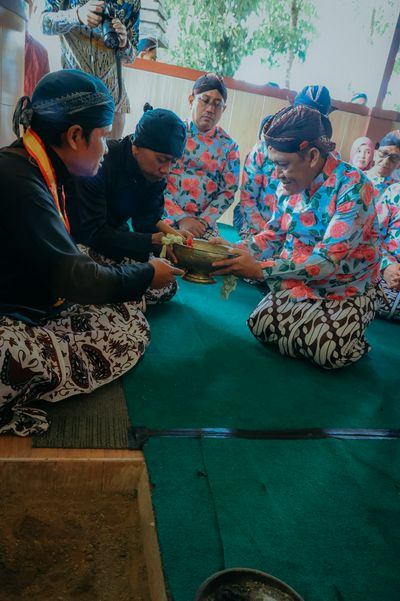 Ziarah Makam Ki Ageng Wanasaba dan Prosesi Bedhol Kedhaton