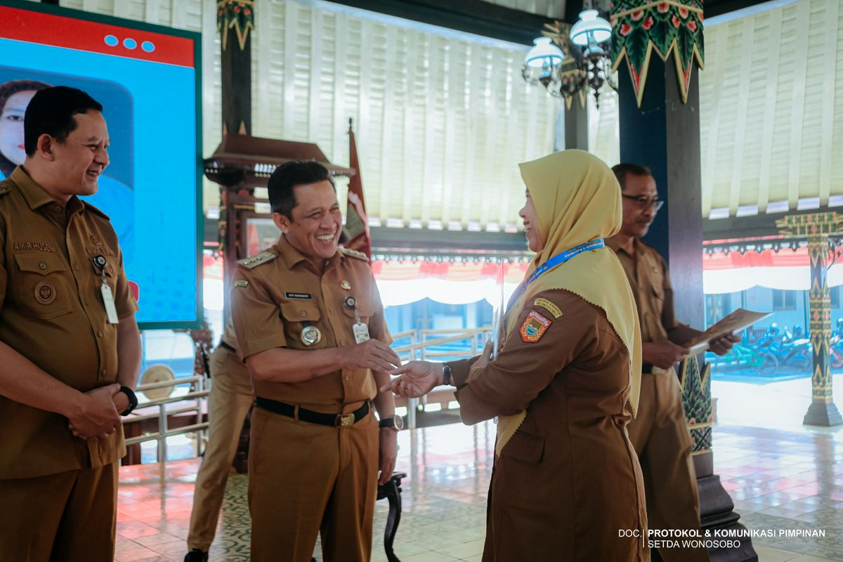 Penyerahan SK Pensiun Periode 1 September, 1 Oktober, 1 November, dan 1 Desember 2026
