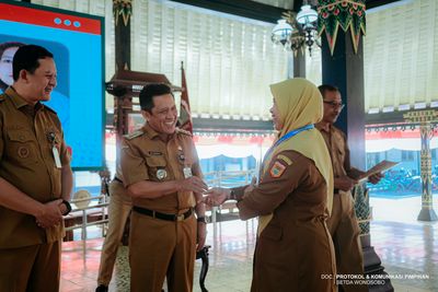 Penyerahan SK Pensiun Periode 1 September, 1 Oktober, 1 November, dan 1 Desember 2026
