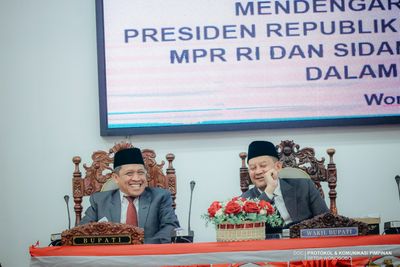 Rapat Paripurna DPRD Kabupaten Wonosobo mendengarkan Pidato Kenegaraan Presiden Republik Indonesia 