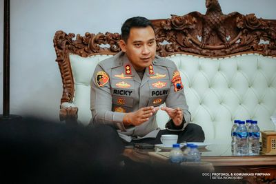 Penandatanganan Naskah Perjanjian Hibah Daerah (NPHD) antara Pemerintah Kabupaten Wonosobo dan Kepolisian Resor Wonosobo terkait hibah tanah milik Pemerintah Daerah untuk pembangunan Mako Brimob