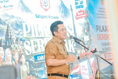 JELANG PILKADES 2026, BUPATI INGATKAN DEMOKRASI DESA HARUS BERMARTABAT