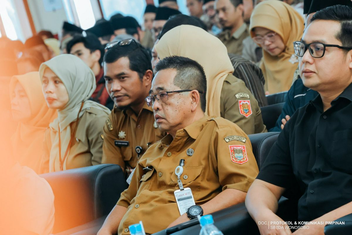 JELANG PILKADES 2026, BUPATI INGATKAN DEMOKRASI DESA HARUS BERMARTABAT