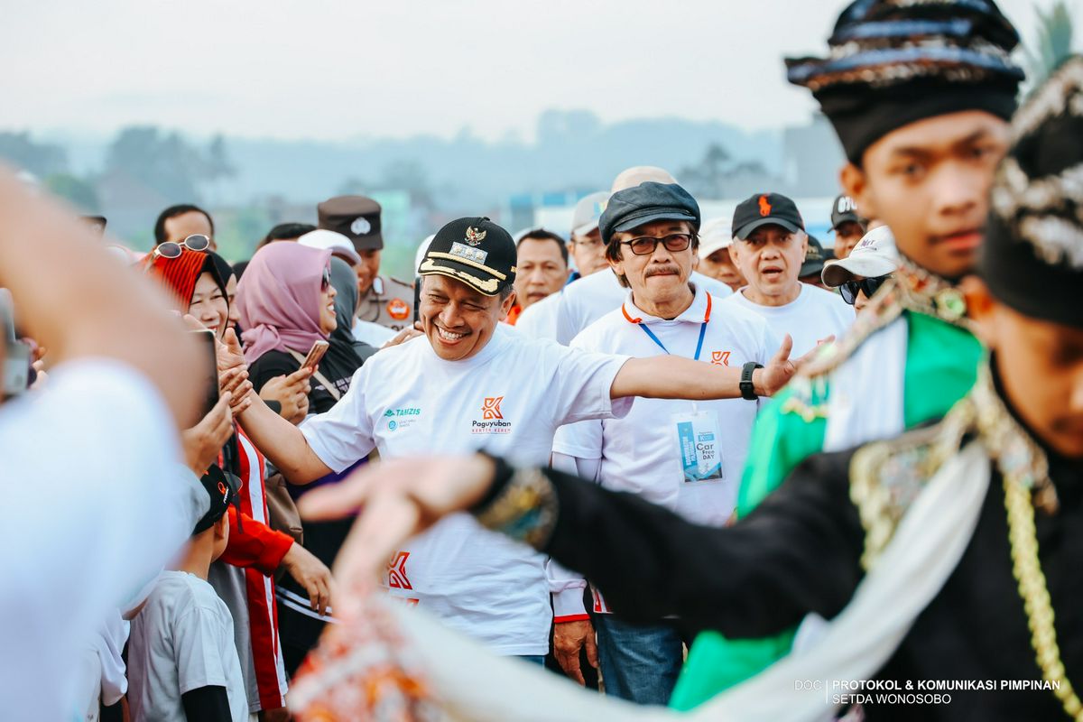 BUPATI WONOSOBO LUNCURKAN CFD KERTEK, HADIRKAN RUANG PUBLIK BARU DAN PENGGERAK EKONOMI