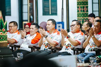 BUPATI WONOSOBO KUKUHKAN 212 PERSONEL KONTINGEN PORPROV XVII, WONOSOBO SIAP BERLAGA DI SEMARANG RAYA