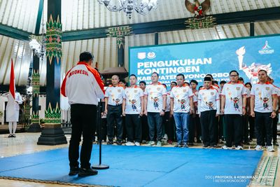 BUPATI WONOSOBO KUKUHKAN 212 PERSONEL KONTINGEN PORPROV XVII, WONOSOBO SIAP BERLAGA DI SEMARANG RAYA