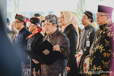 WONOSOBO TEGUHKAN HARMONI SEBAGAI MODAL PEMBANGUNAN MELALUI GREBEG SURAN LINTAS AGAMA DAN BUDAYA
