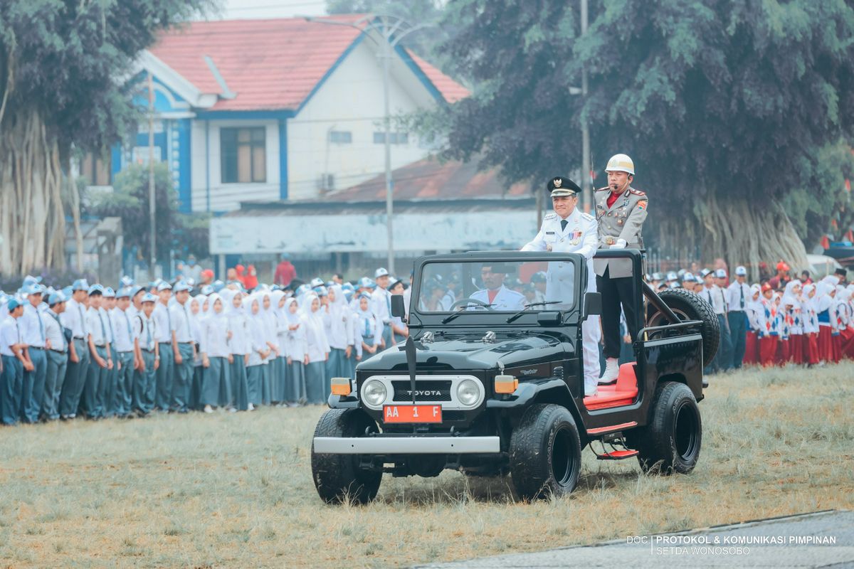 HUT ke-81 RI di Wonosobo Digelar Sederhana, Pejabat dan Rakyat Berdiri Bersama