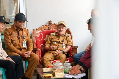 Penyerahan Bantuan Secara Simbolis bagi Warga terdampak Kebakaran di Tieng