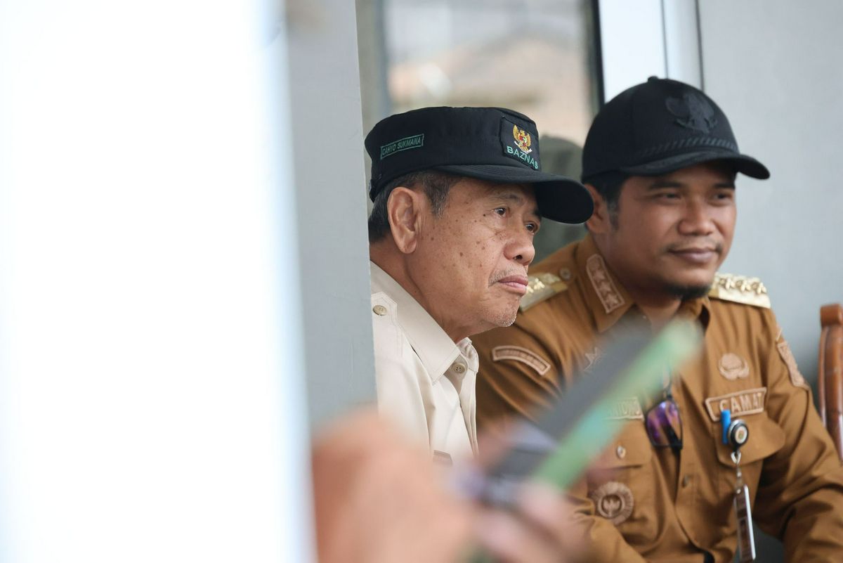 Penyerahan Bantuan Secara Simbolis bagi Warga terdampak Kebakaran di Tieng