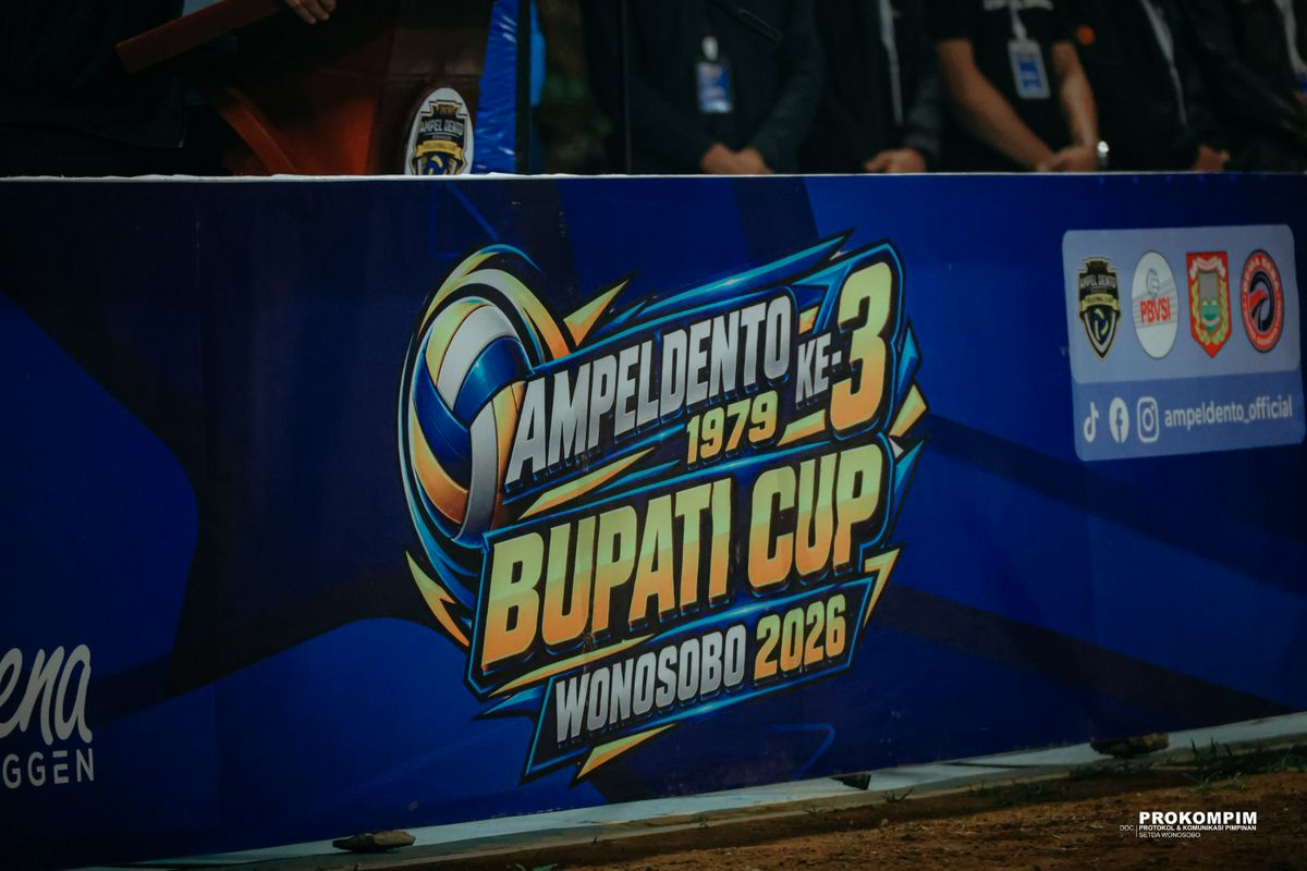 Bupati Wonosobo Buka Turnamen Bola Voli AMPELDENTO1979 Bupati Cup III
