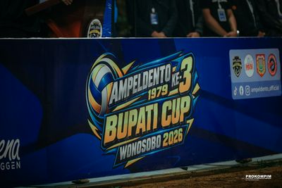 Bupati Wonosobo Buka Turnamen Bola Voli AMPELDENTO1979 Bupati Cup III