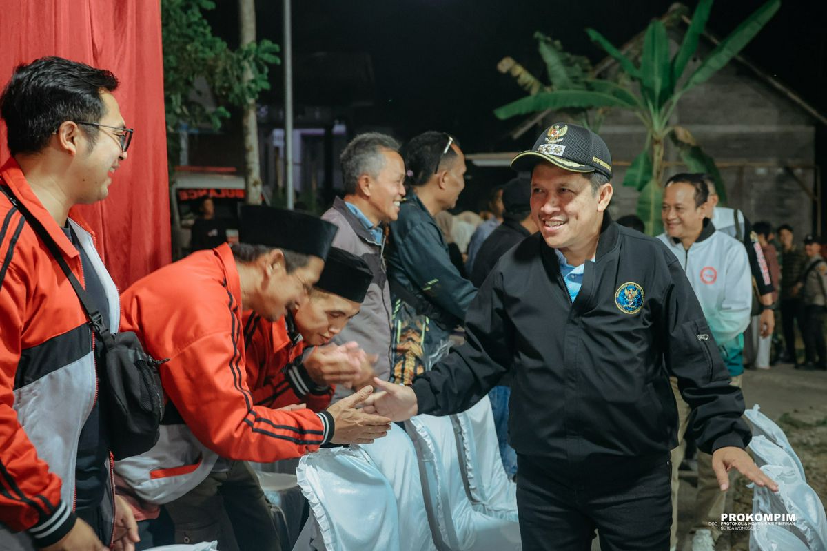 Bupati Wonosobo Buka Turnamen Bola Voli AMPELDENTO1979 Bupati Cup III