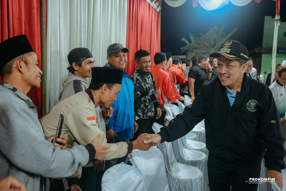 Bupati Wonosobo Buka Turnamen Bola Voli AMPELDENTO1979 Bupati Cup III