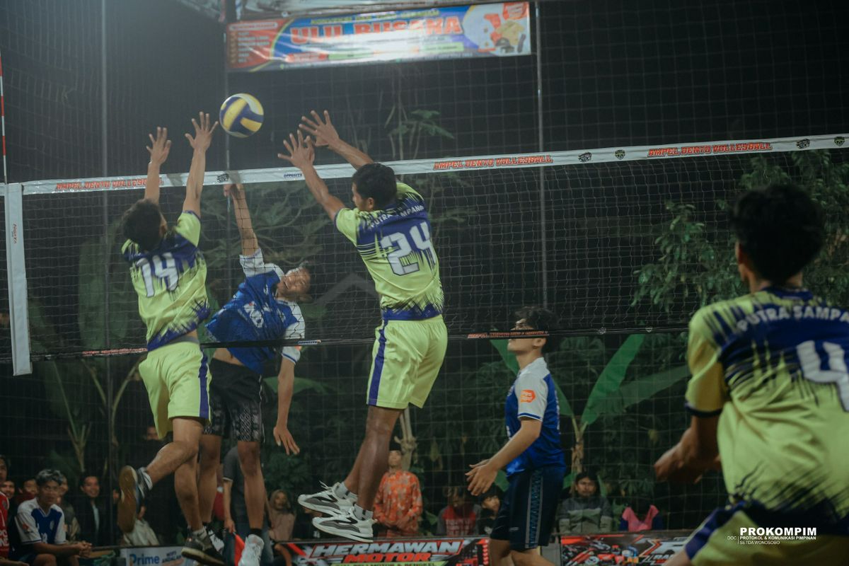 Bupati Wonosobo Buka Turnamen Bola Voli AMPELDENTO1979 Bupati Cup III