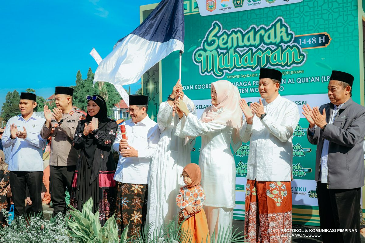 SEMARAK MUHARRAM 1448 H DAN PAWAI TA’ARUF 15.000 SANTRI MERIAHKAN HARI JADI KE-201 WONOSOBO