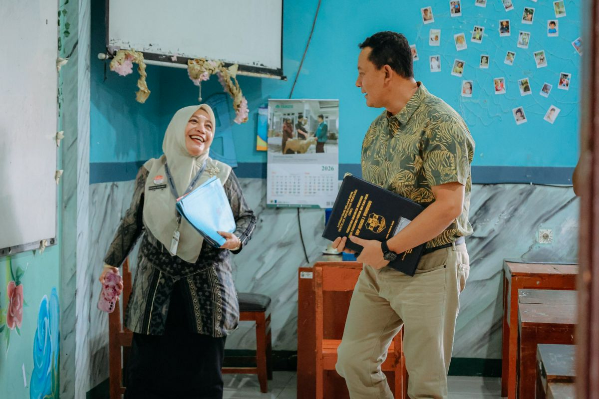 Gerakan Ayah Mengambil Rapor (GEMAR) di SMP Negeri 1 Wonosobo