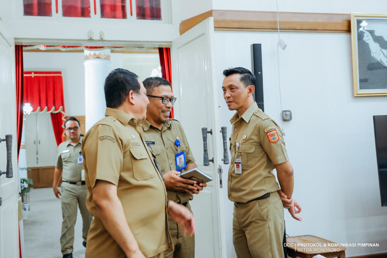 Presiden Prabowo Subianto meresmikan Program Inpres Jalan Daerah (IJD) Tahun Anggaran 2025 sERENTAK