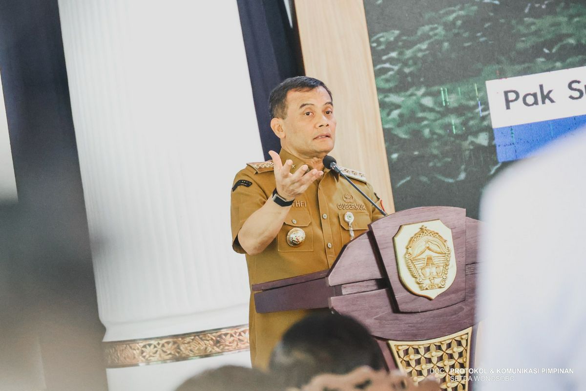 Presiden Prabowo Subianto meresmikan Program Inpres Jalan Daerah (IJD) Tahun Anggaran 2025 sERENTAK