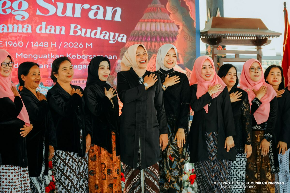 WONOSOBO TEGUHKAN HARMONI SEBAGAI MODAL PEMBANGUNAN MELALUI GREBEG SURAN LINTAS AGAMA DAN BUDAYA