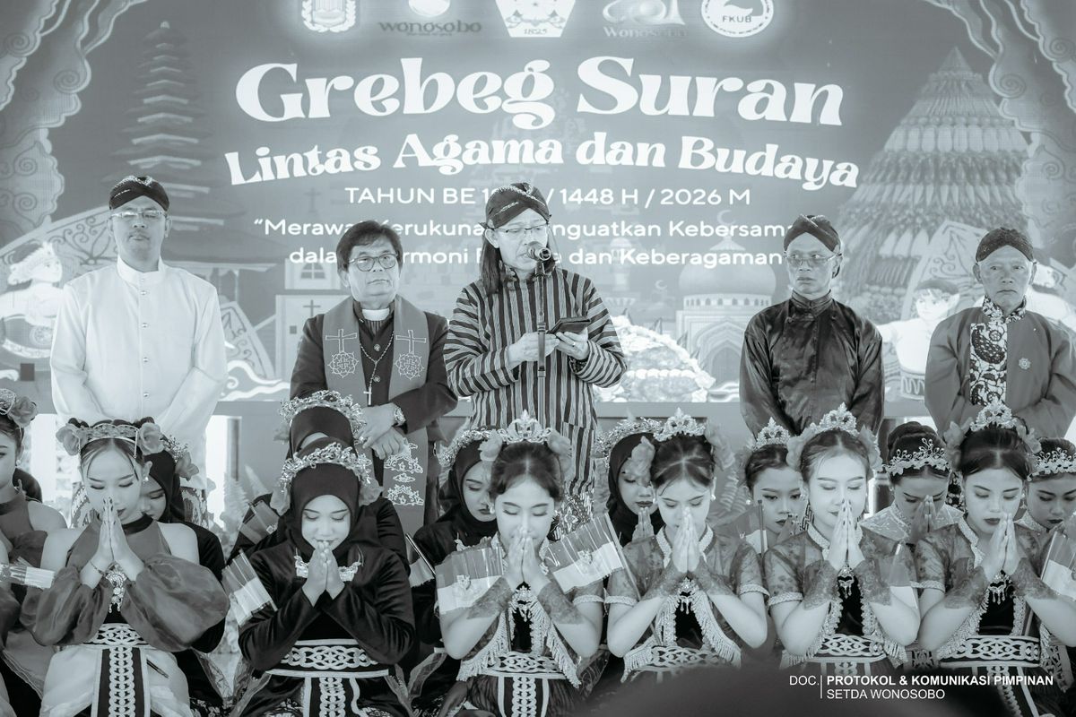 WONOSOBO TEGUHKAN HARMONI SEBAGAI MODAL PEMBANGUNAN MELALUI GREBEG SURAN LINTAS AGAMA DAN BUDAYA