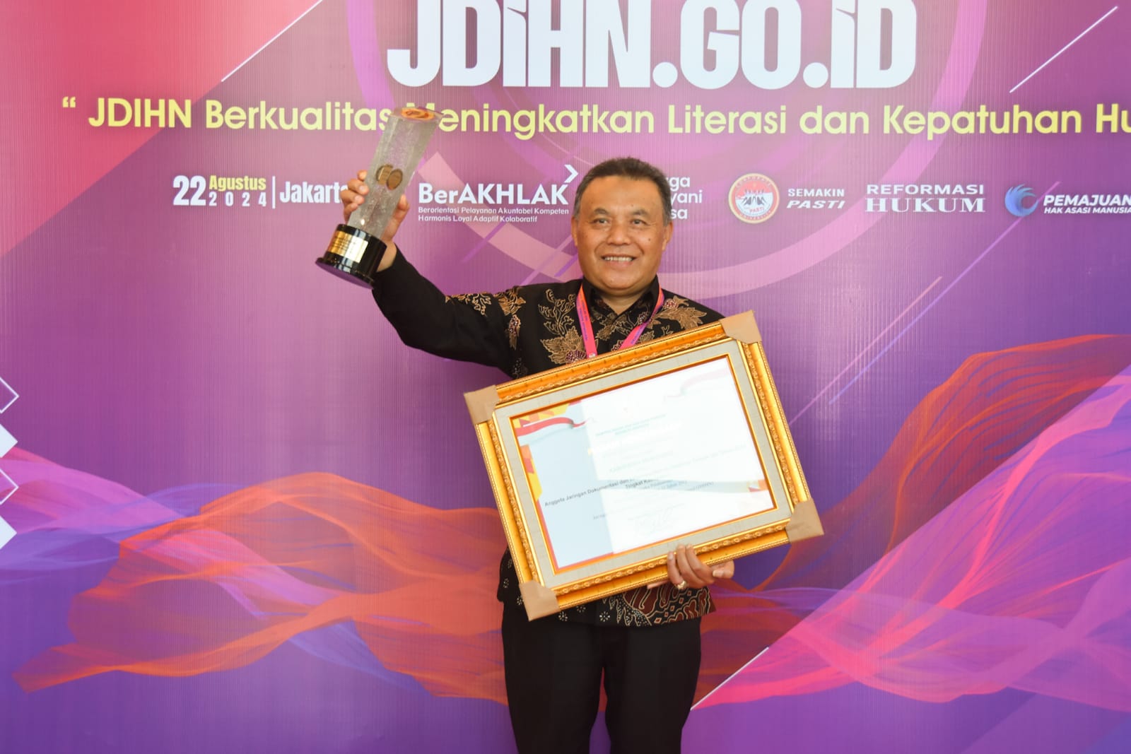 66c7dad39fb54_WhatsApp Image 2024-08-22 at 20.05.54 (1).jpeg