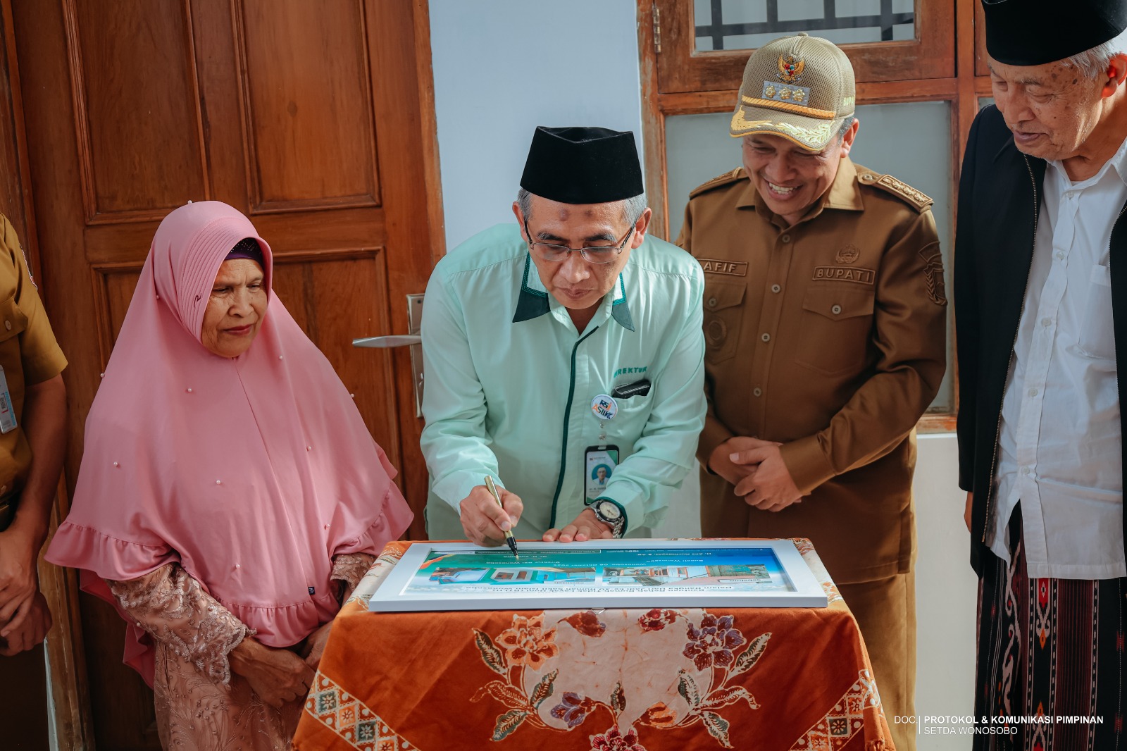 68e77158b9818_WhatsApp Image 2025-10-06 at 15.54.44 (3).jpeg