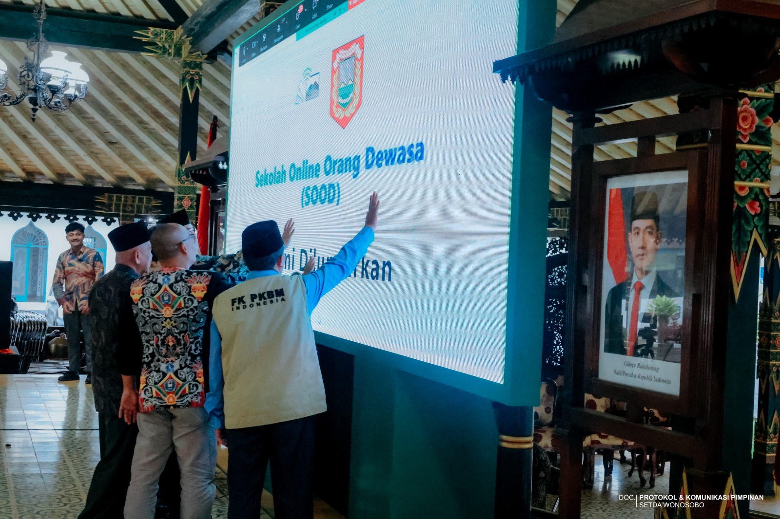 69040e6b87821_WhatsApp Image 2025-10-25 at 14.21.57 (2).jpeg