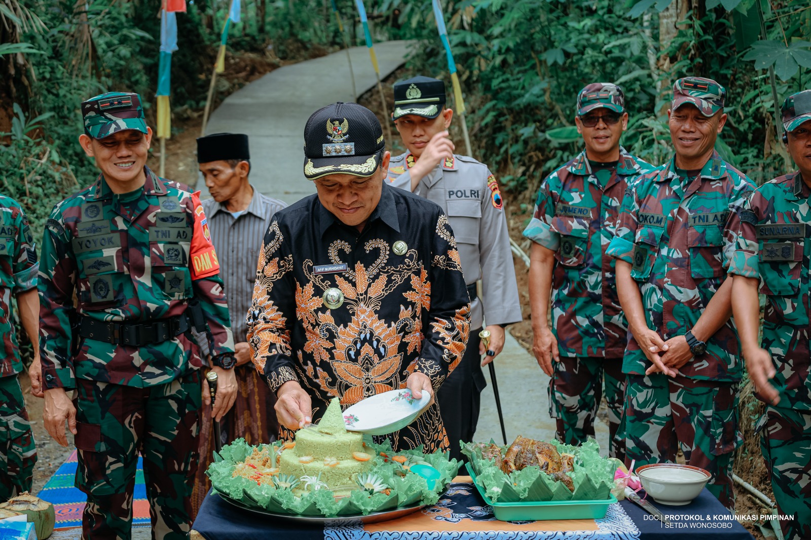 690d4ff5df4ca_WhatsApp Image 2025-11-06 at 14.03.47 (1).jpeg