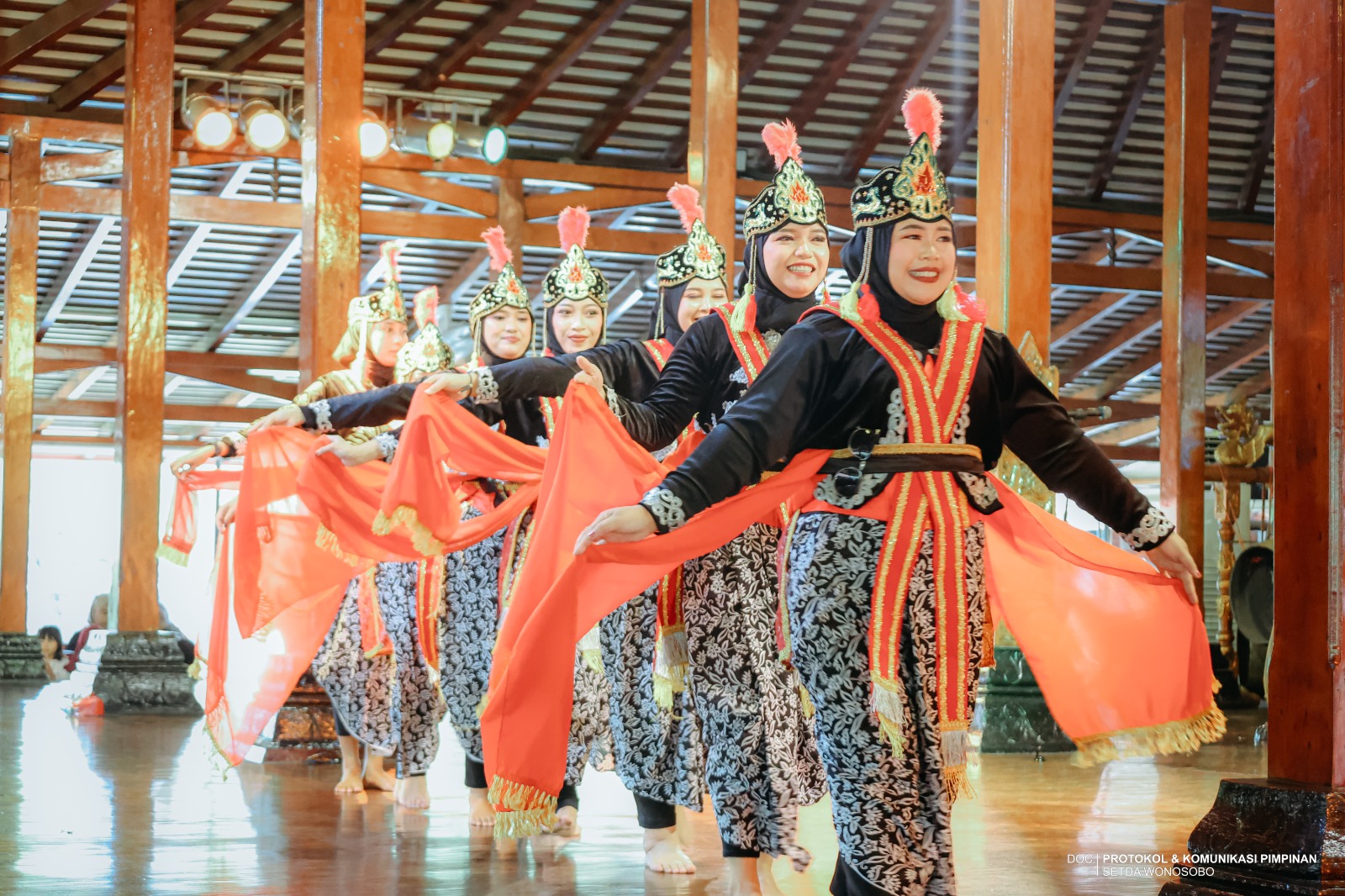 691d804dd6c34_WhatsApp Image 2025-11-18 at 09.27.01.jpeg