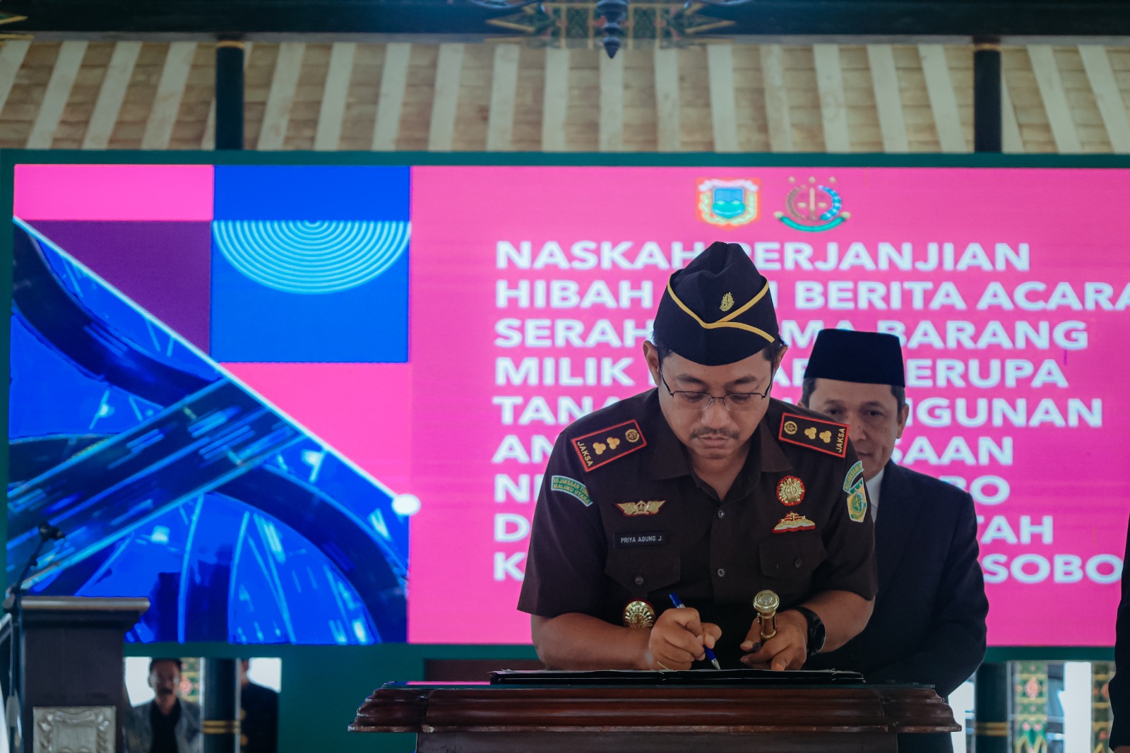 6929546ab5ff9_WhatsApp Image 2025-11-27 at 16.13.46 (2).jpeg