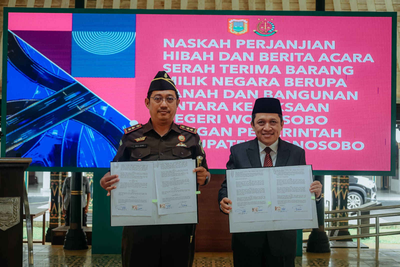 6929546b2c35f_WhatsApp Image 2025-11-27 at 16.13.42 (1).jpeg