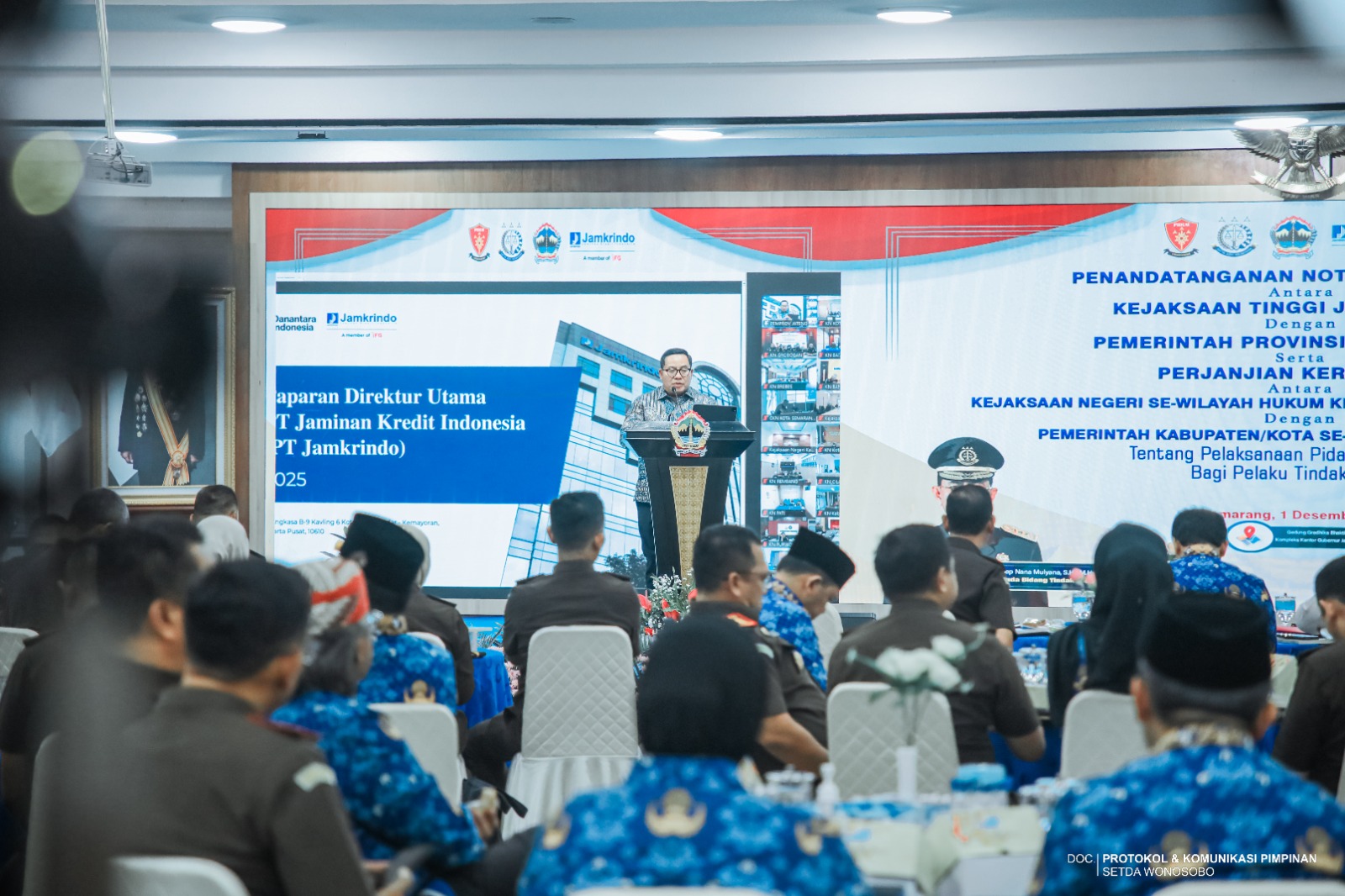 6931be5d25bfd_WH74A4~1.JPE