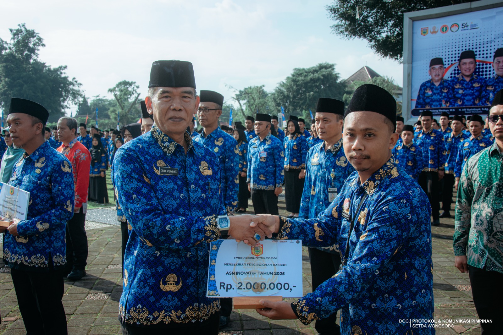 6931c0d5816f3_WhatsApp Image 2025-12-01 at 12.24.09 (2).jpeg