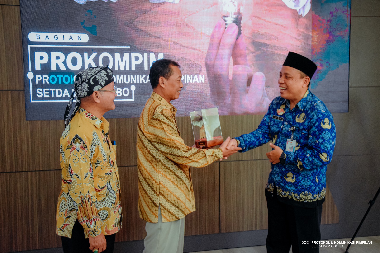 6931c104ec2b4_WhatsApp Image 2025-12-01 at 13.37.00 (1).jpeg