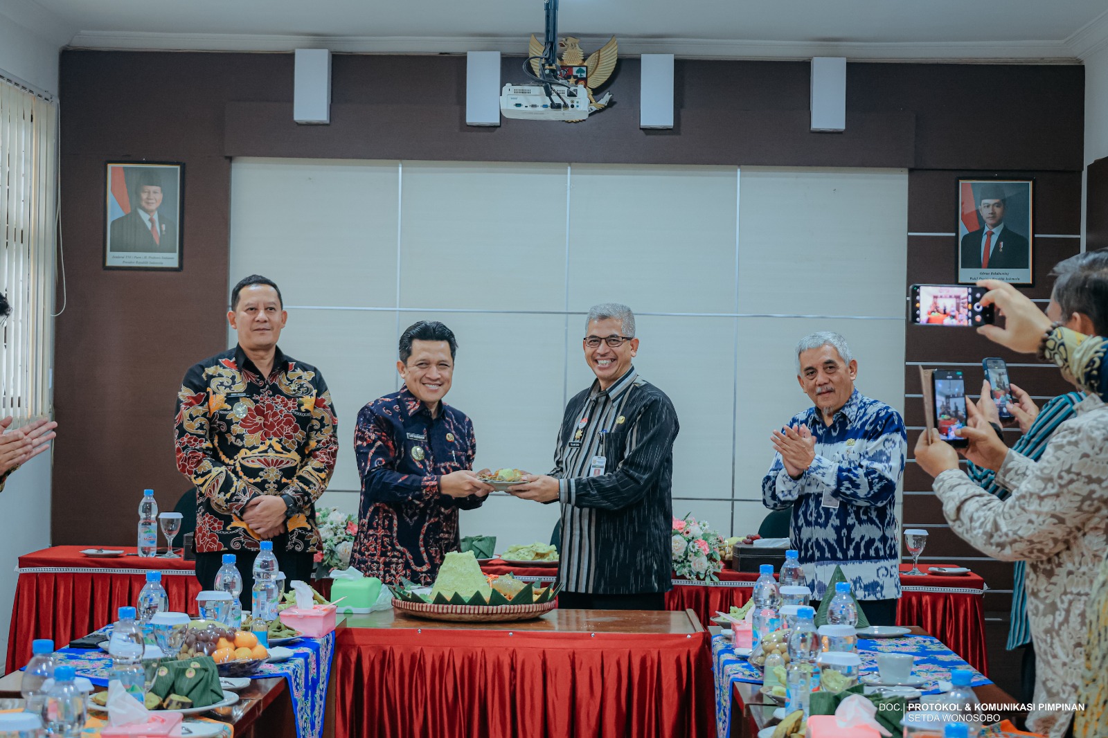 6937be3f60b2b_WhatsApp Image 2025-12-09 at 12.12.22 (1).jpeg