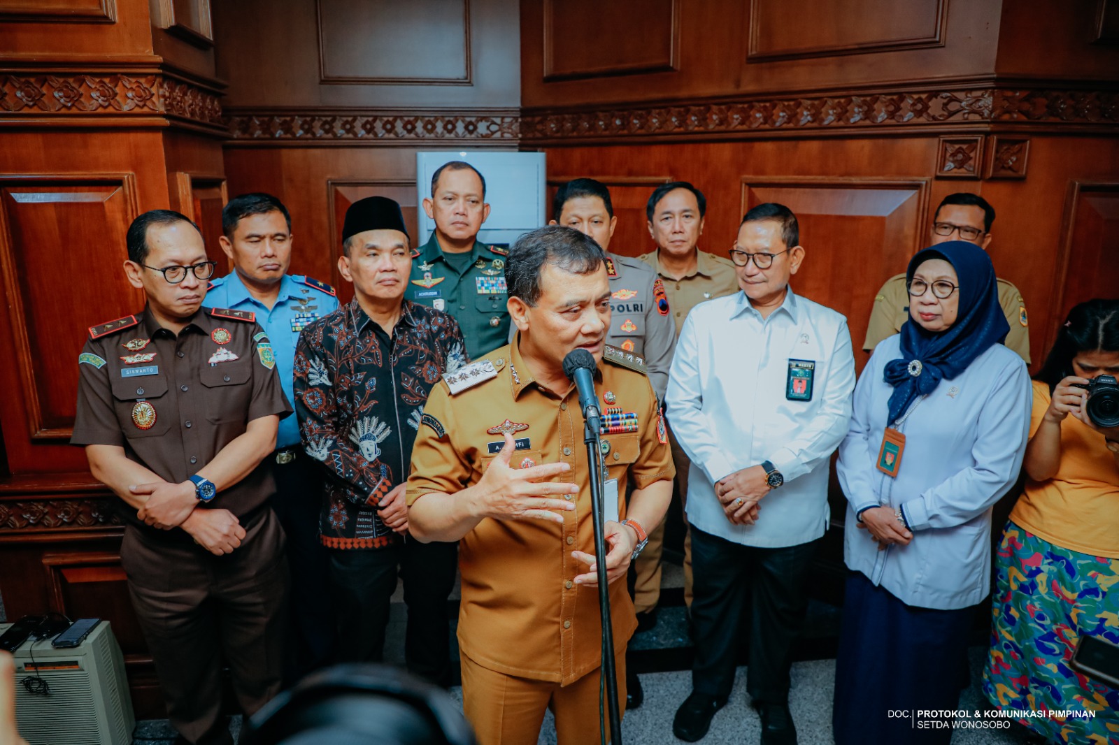 6937bf273c078_WhatsApp Image 2025-12-08 at 17.47.51 (1).jpeg