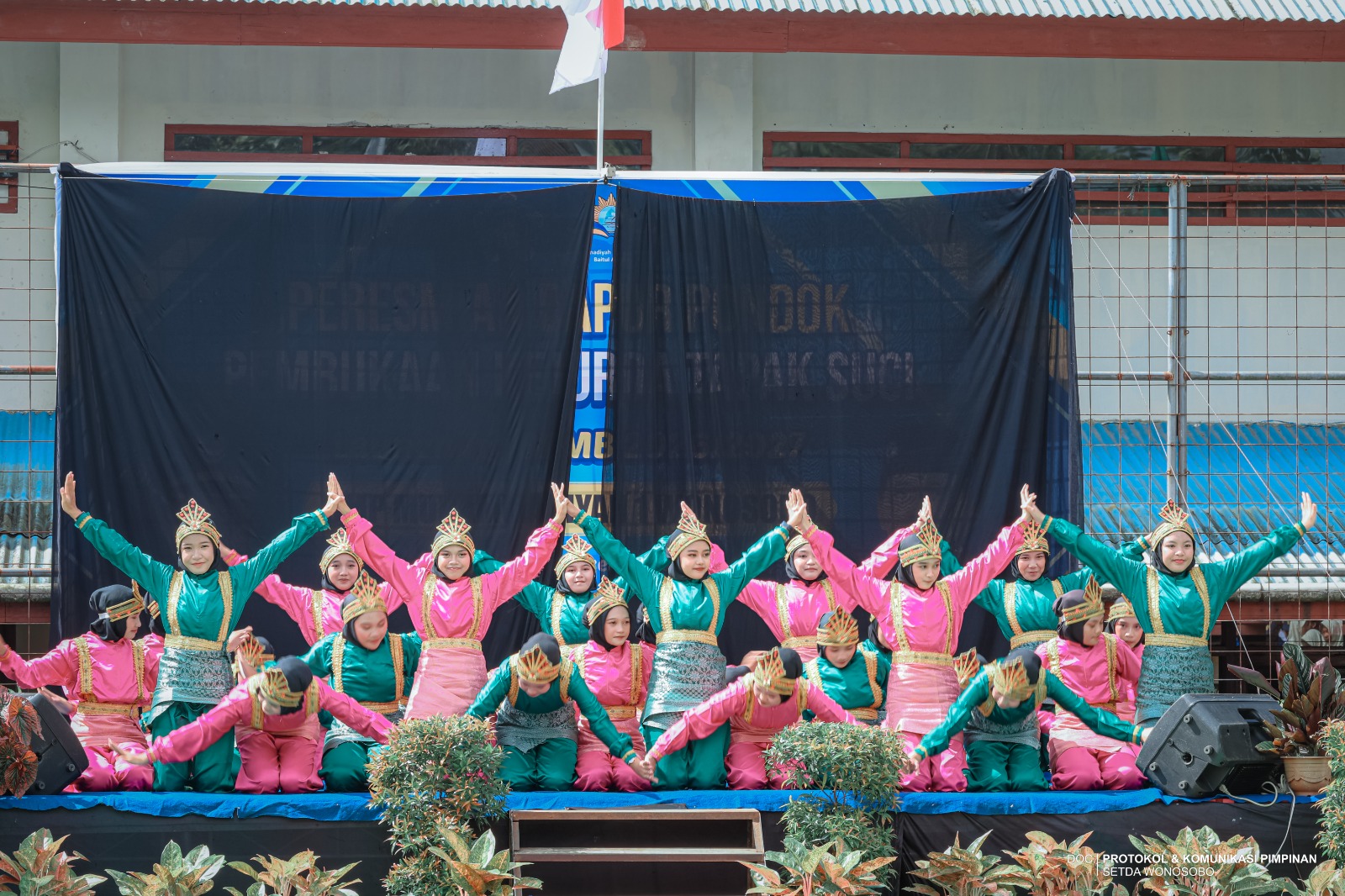 693a762d7b58a_WhatsApp Image 2025-12-11 at 14.16.05 (2).jpeg