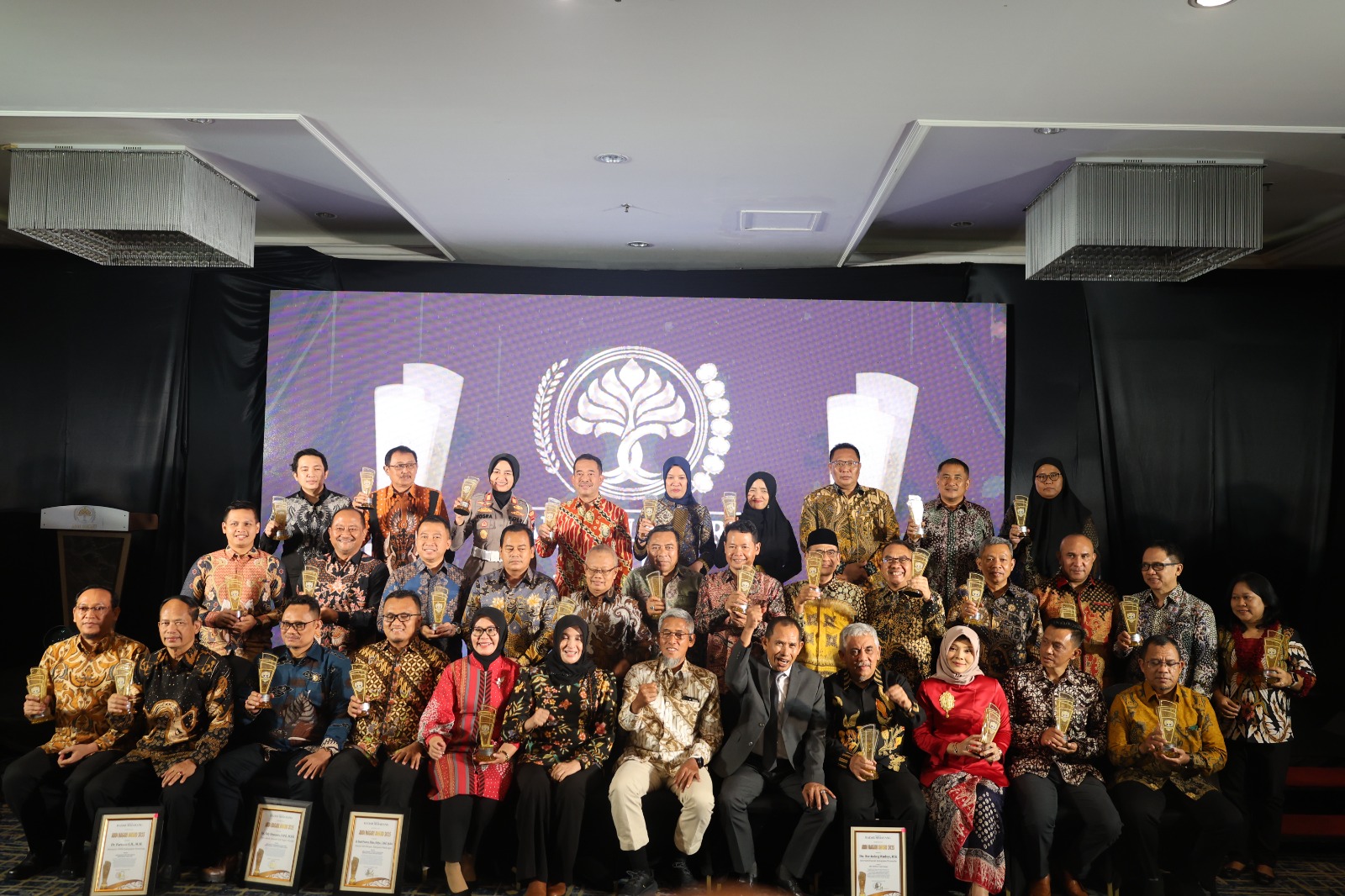 693f65d5ab08a_WhatsApp Image 2025-12-13 at 01.00.01.jpeg