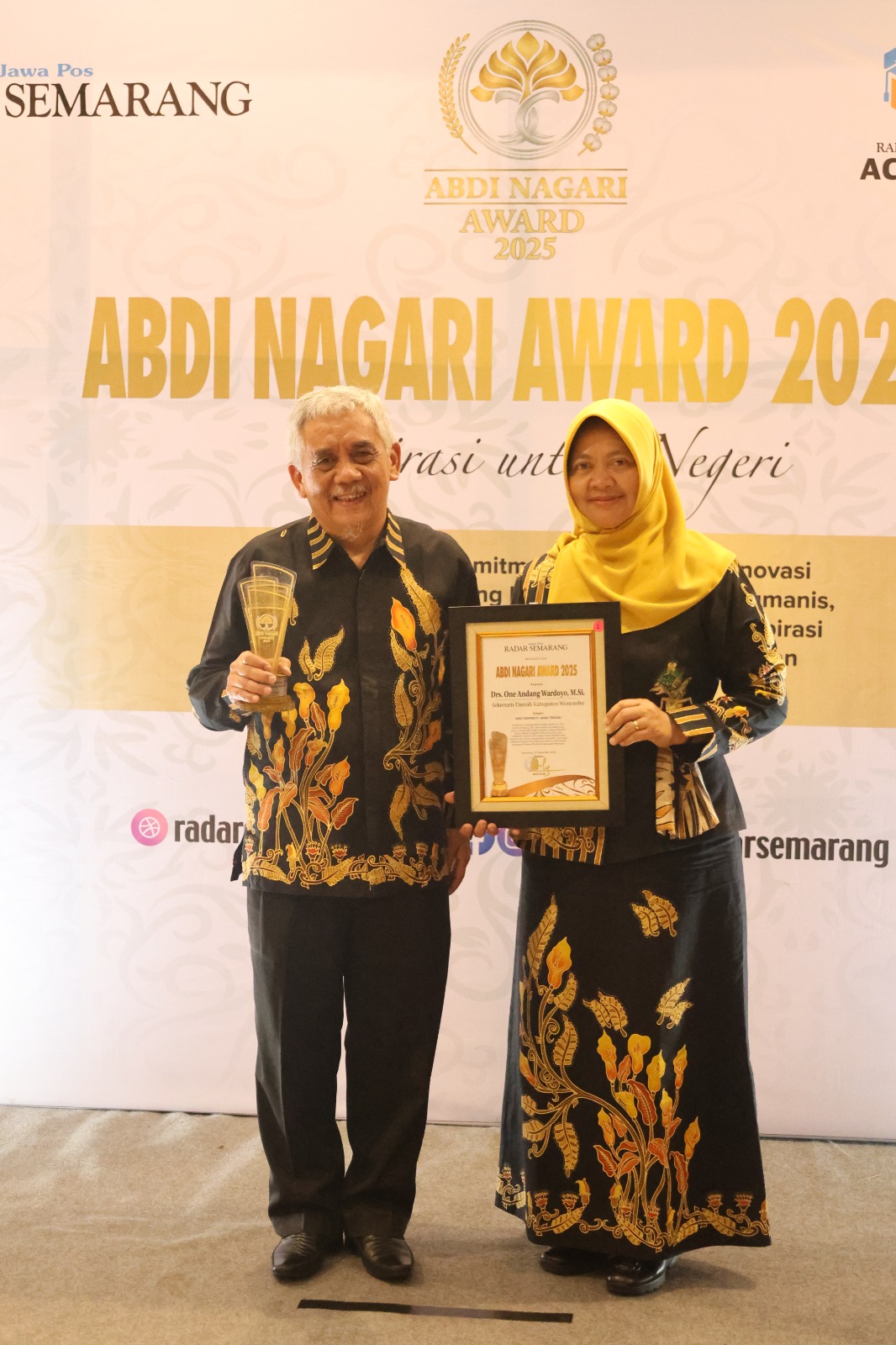 693f65d5cf5a2_WhatsApp Image 2025-12-13 at 00.59.54 (1).jpeg