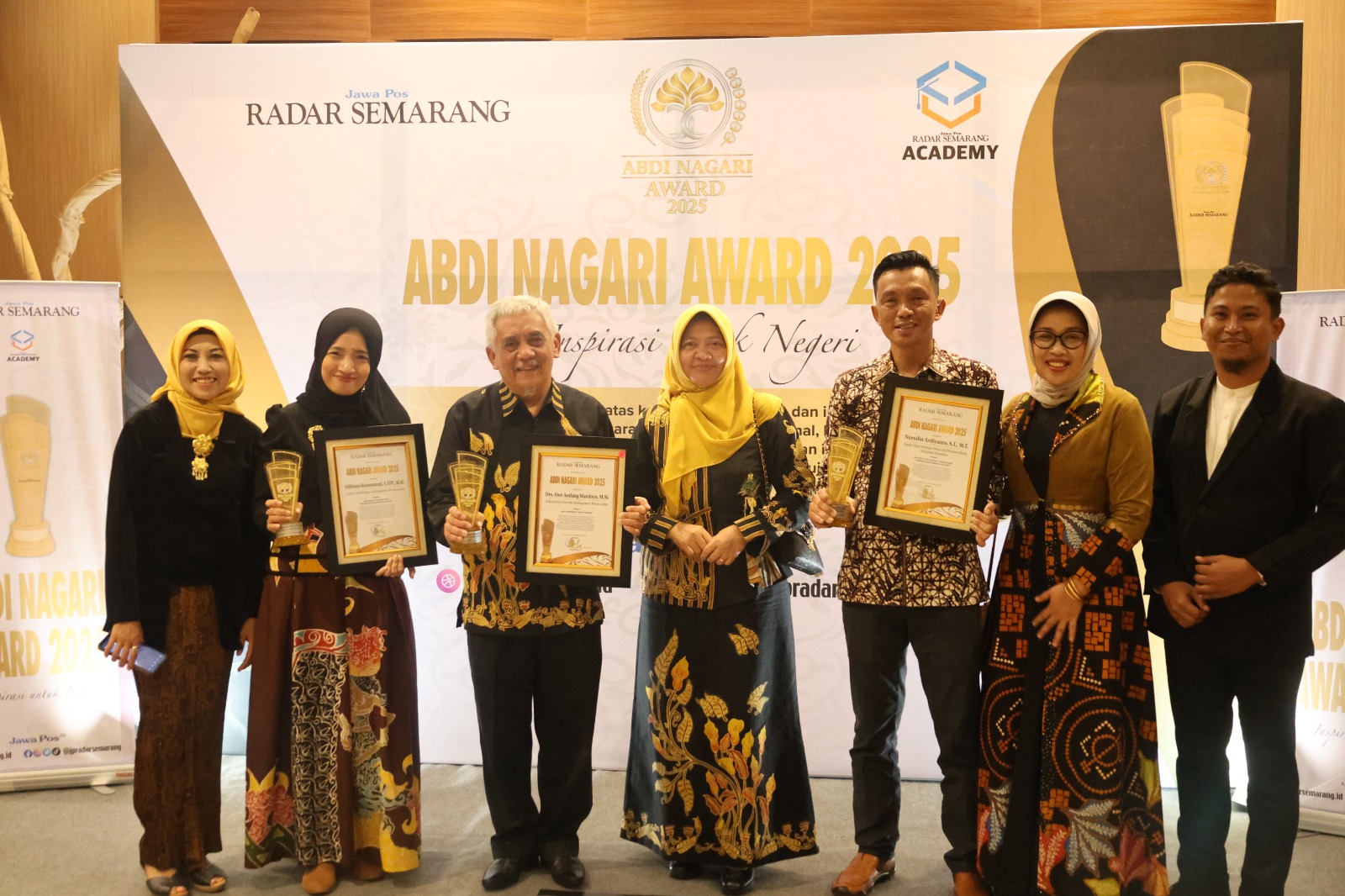 693f65d6a0ab9_WhatsApp Image 2025-12-13 at 00.59.56 (2).jpeg