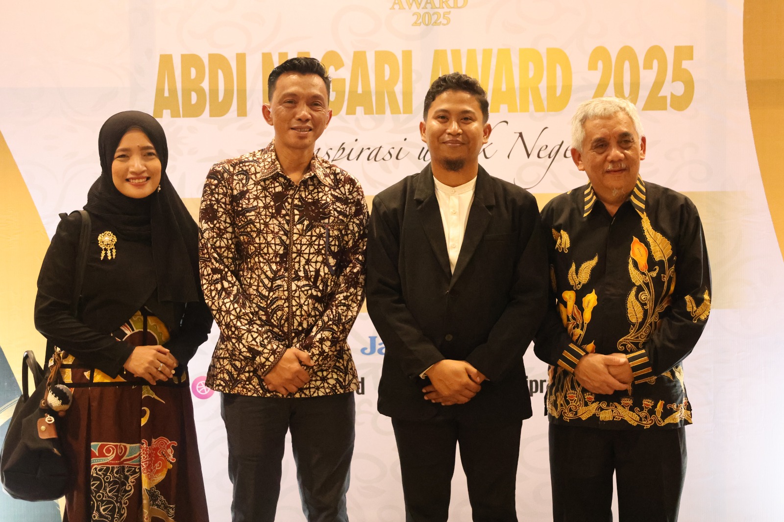 693f65d7545c8_WhatsApp Image 2025-12-13 at 00.59.57.jpeg