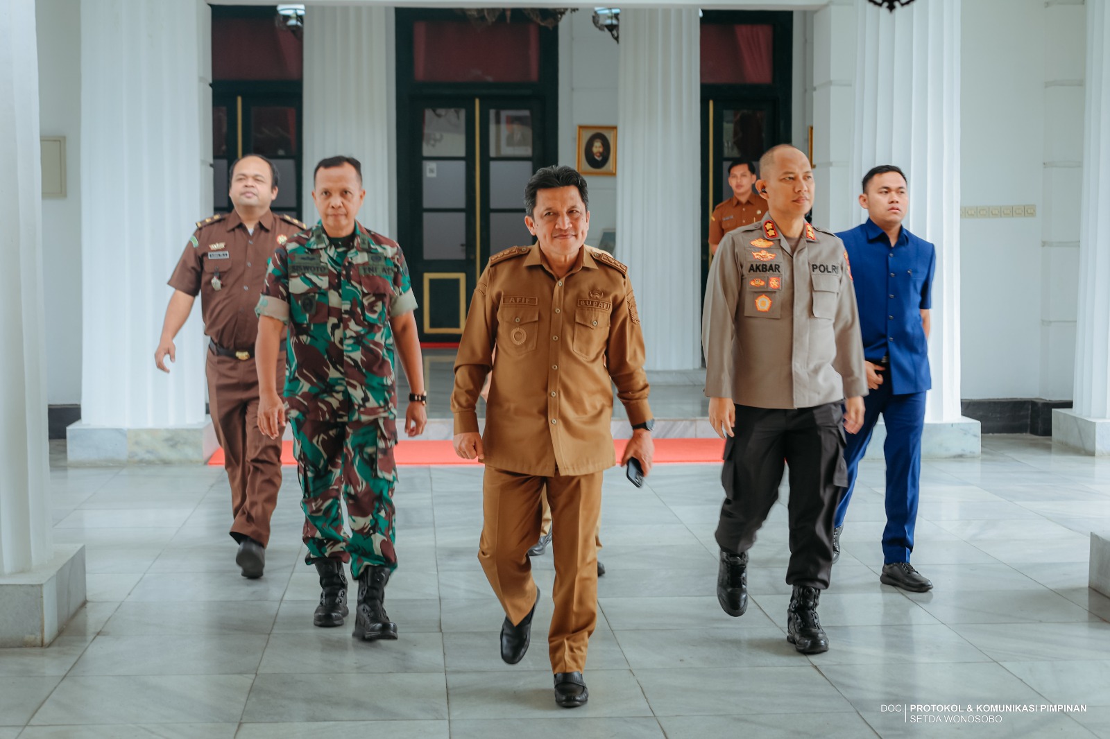 6944b38b2757f_WhatsApp Image 2025-12-15 at 12.27.53 (1).jpeg