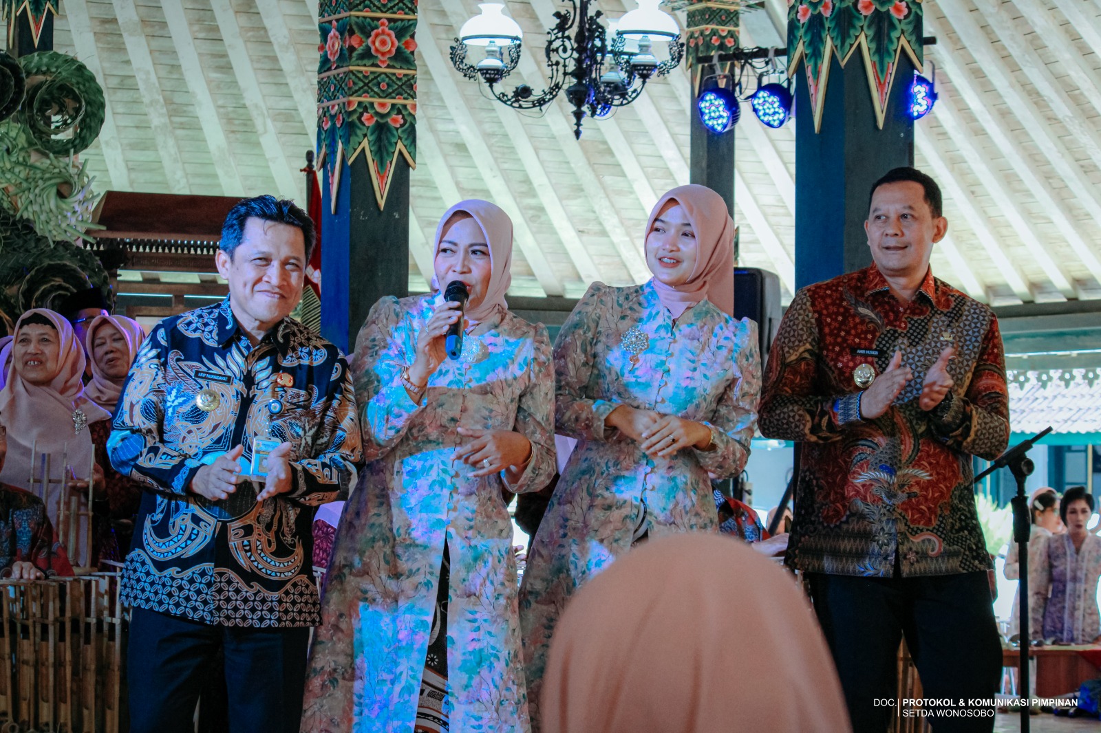 6944b7ea9250f_WhatsApp Image 2025-12-18 at 11.31.02 (2).jpeg