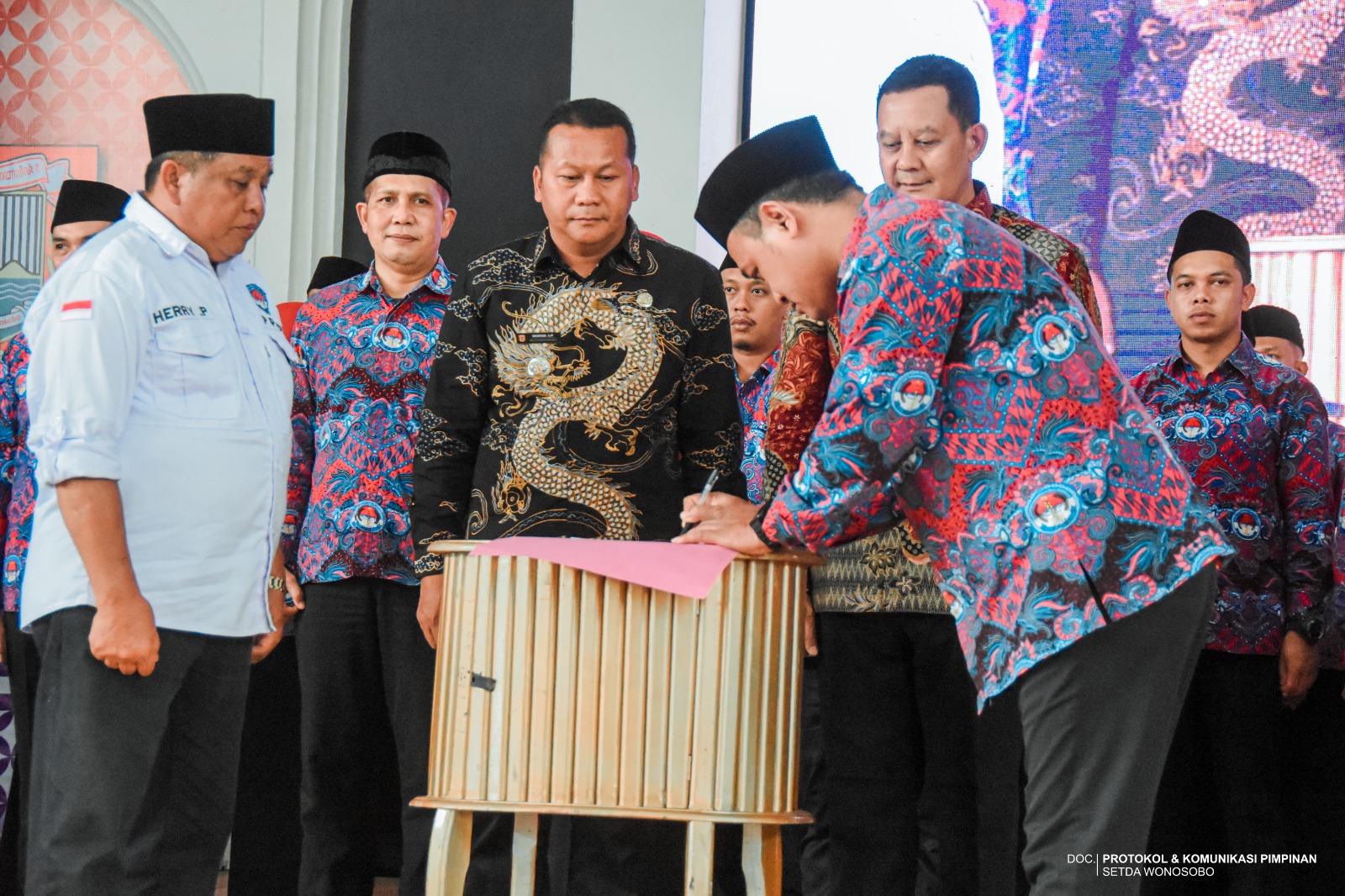 6944b829a6b5d_WhatsApp Image 2025-12-18 at 12.54.05 (3).jpeg