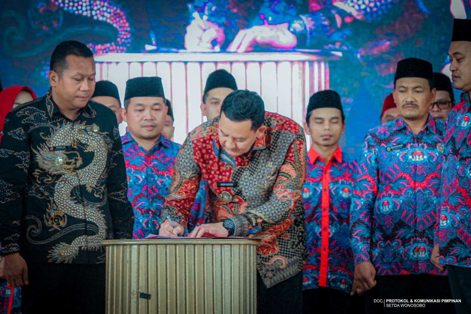 6944b82a4b08f_WhatsApp Image 2025-12-18 at 12.54.06 (1).jpeg