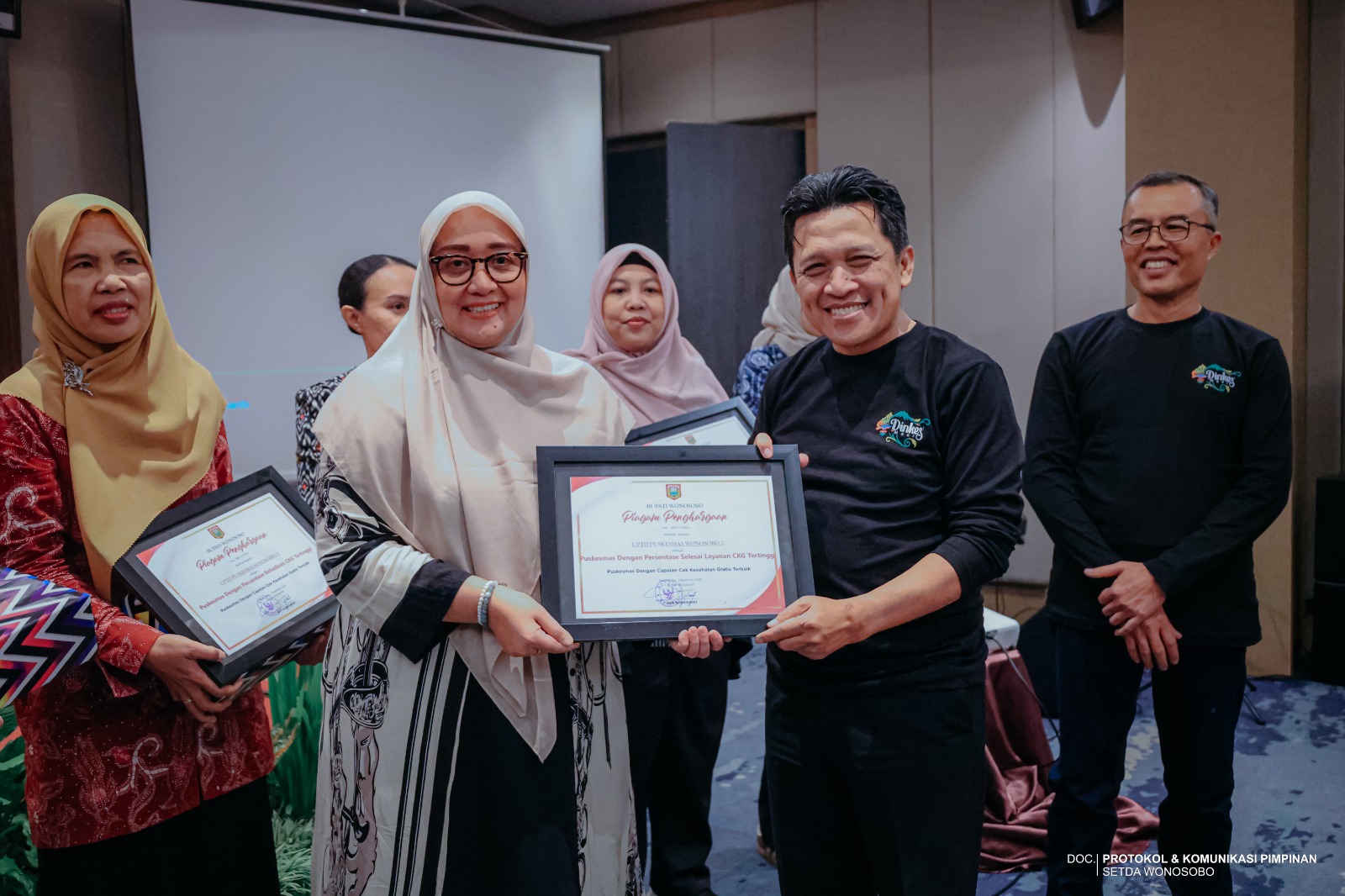 694972f60ad29_WH4C5A~1.JPE