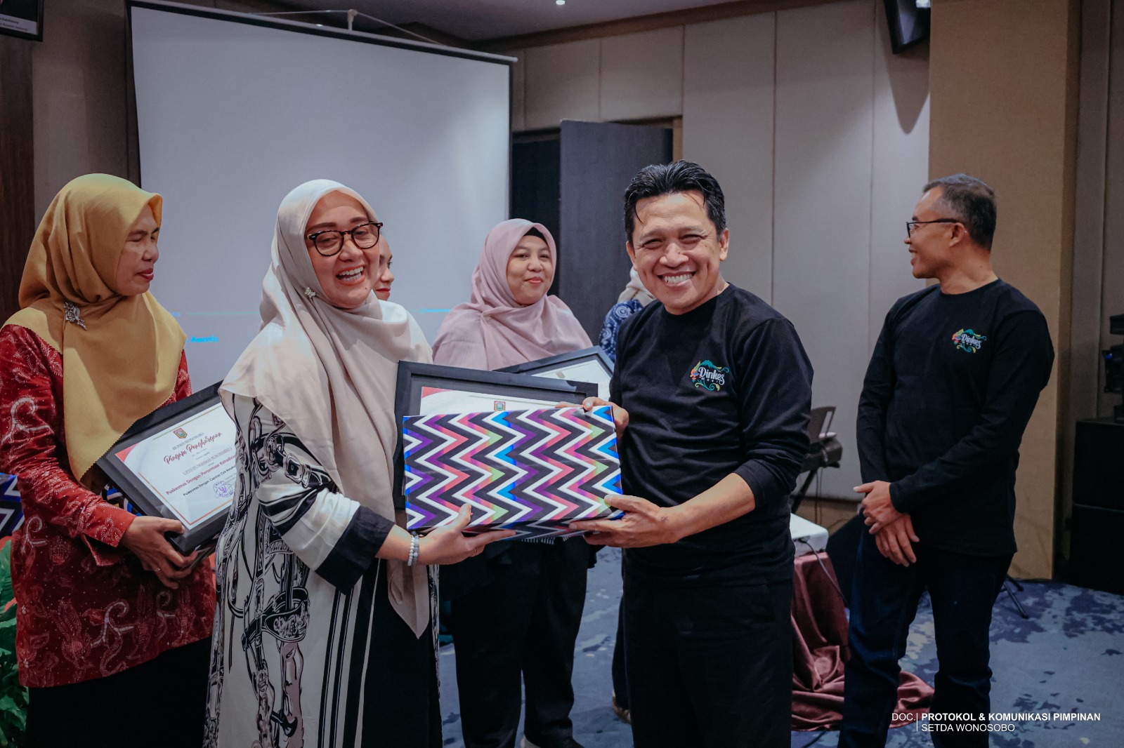 694972f6f1f06_WH4FFA~1.JPE