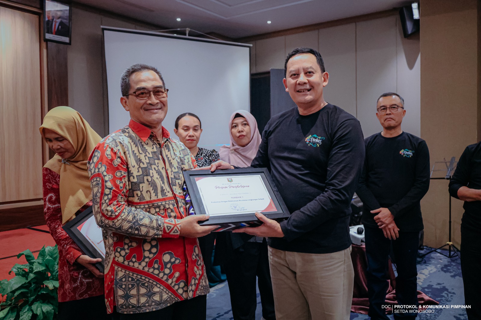 694972f71937d_WH68CE~1.JPE